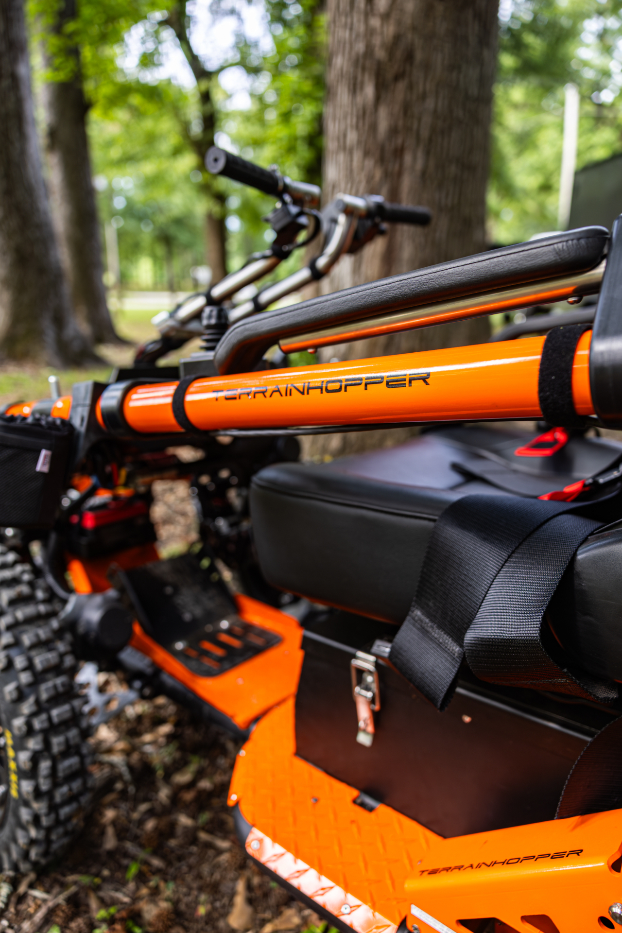 Overlander — Frame & Seat Detail